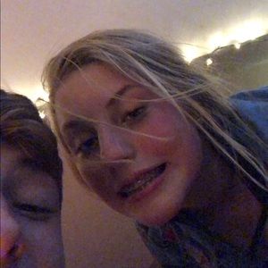 Meet your Posher, Ashlee